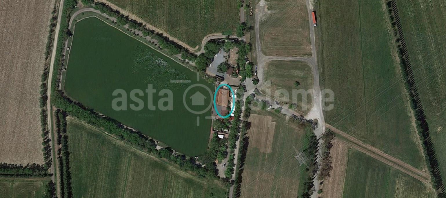 Azienda Turistica e Agricola Via del Bientinese Pontedera di 1,843 Mq. oltre terreni agricoli e area urbana