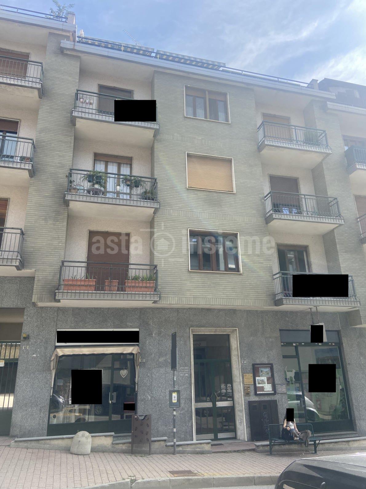 Appartamento Via n. Roma 87 PINO TORINESE  di 89,00 Mq. oltre Box singolo